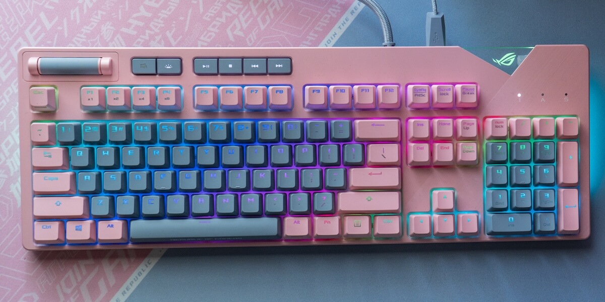 Pink gaming mechanical keyboard